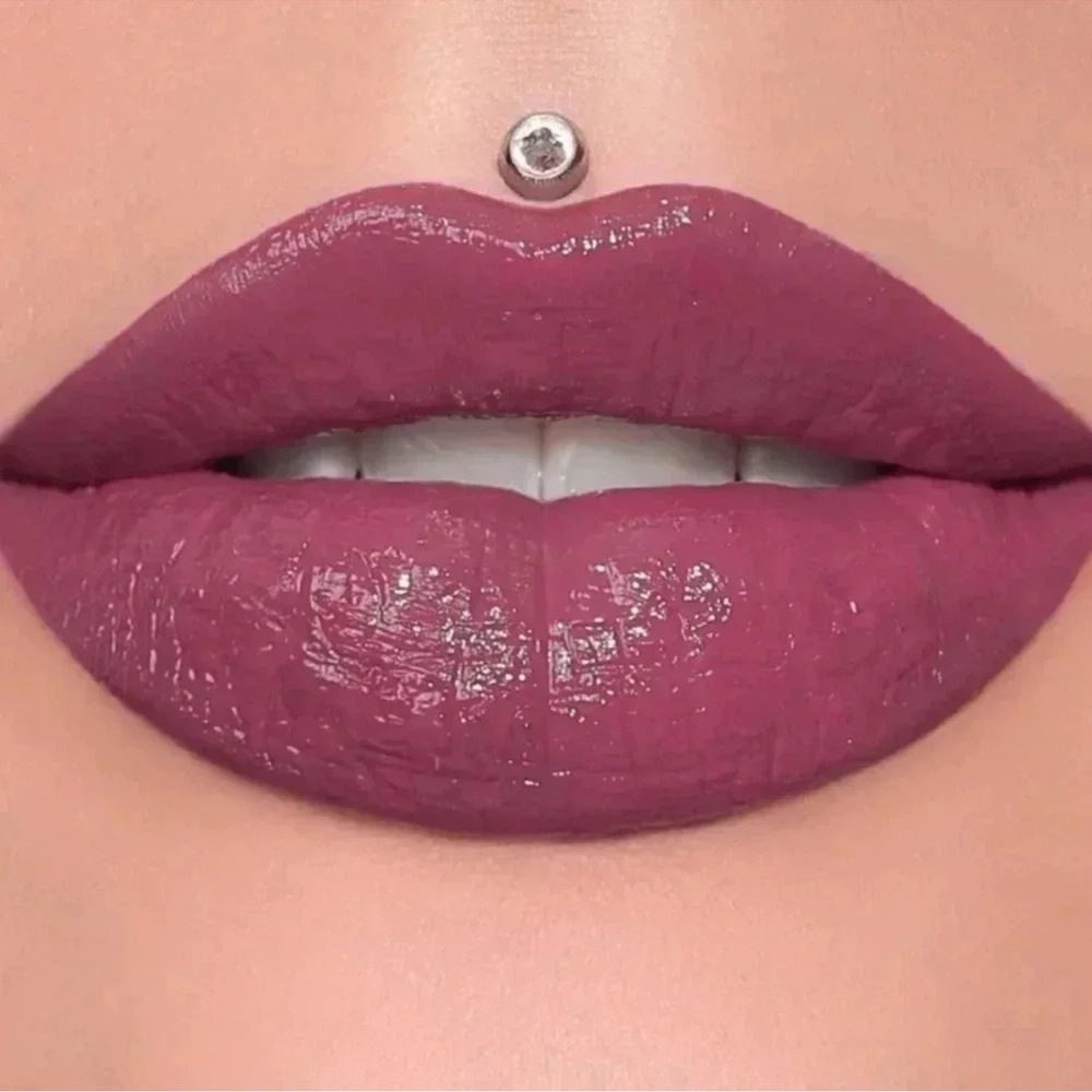 Improper Jeffree Star Supreme Gloss New